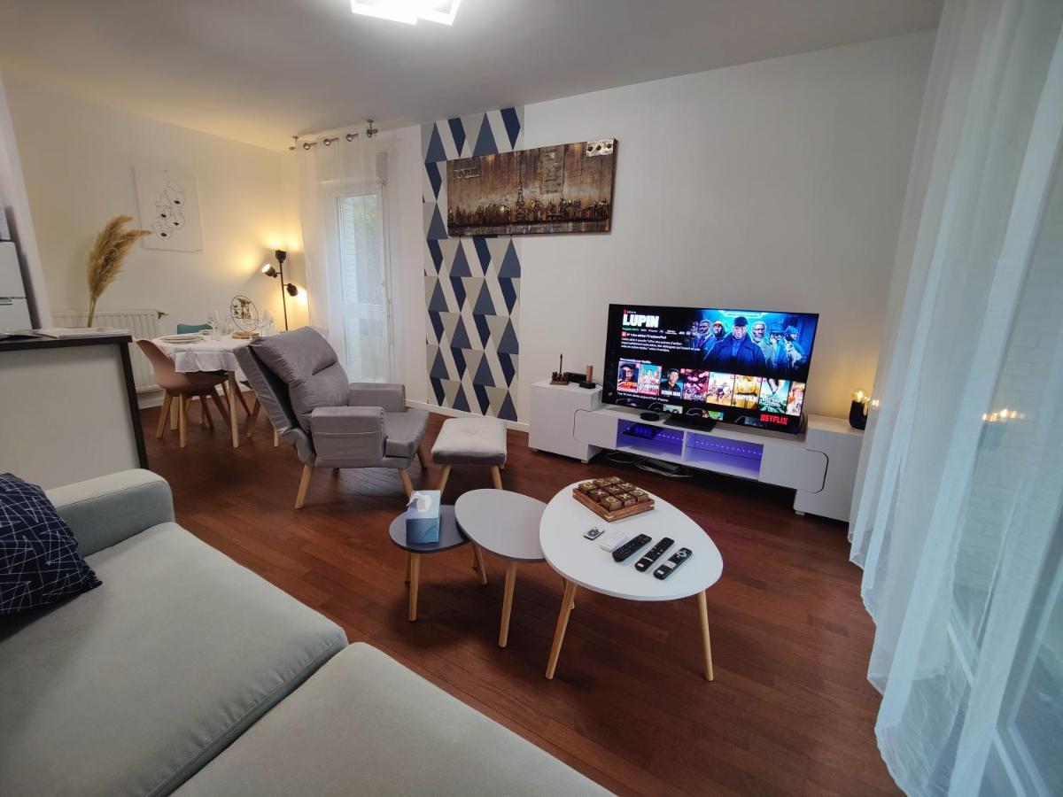 Quietstay 20' Paris, Connected Home Avec Terrasse Massy  Extérieur photo
